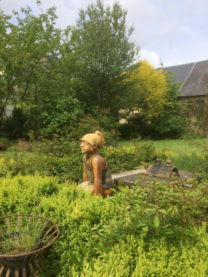 Bed and Breakfast De Ma Fenetre Saint-Martin-des-Entrees Экстерьер фото